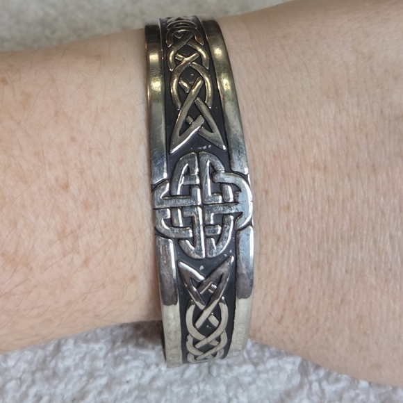 Jewelry - Silver Celtic Knot Bracelet